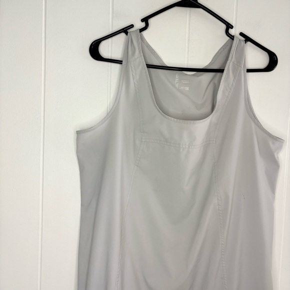 Arc'teryx Contenta Dress Athena Grey Outdoor Workout Dress Women’s Size Large - Picture 4 of 12